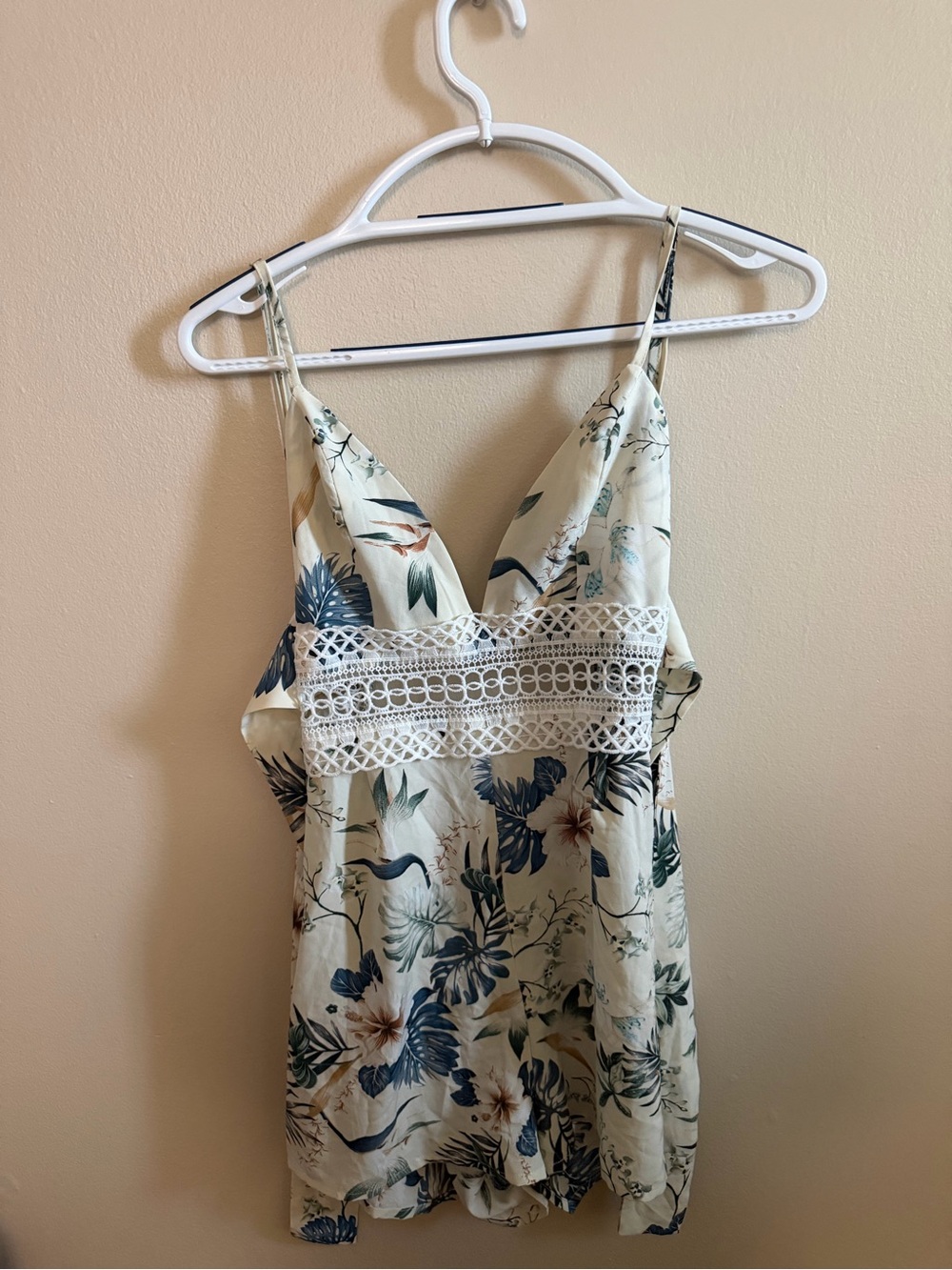 Ivory Floral Lace Trim Cami Top